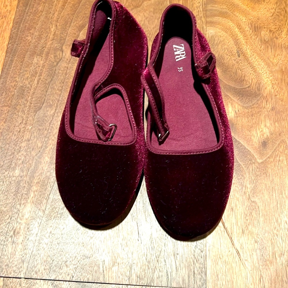 Kids Zara flats